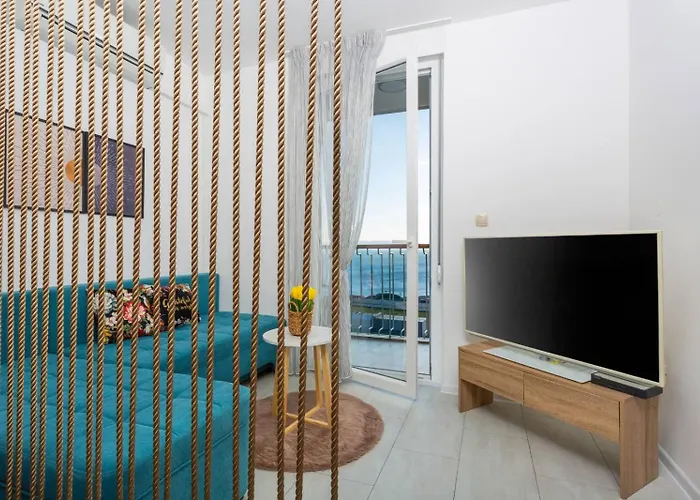 The Sun شقة غييكا